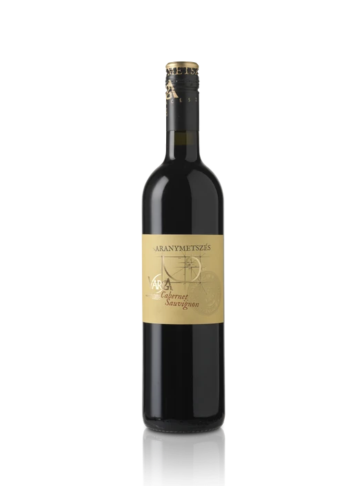 Aranymetszés Cabernet Sauvignon bottle with Hungarian label